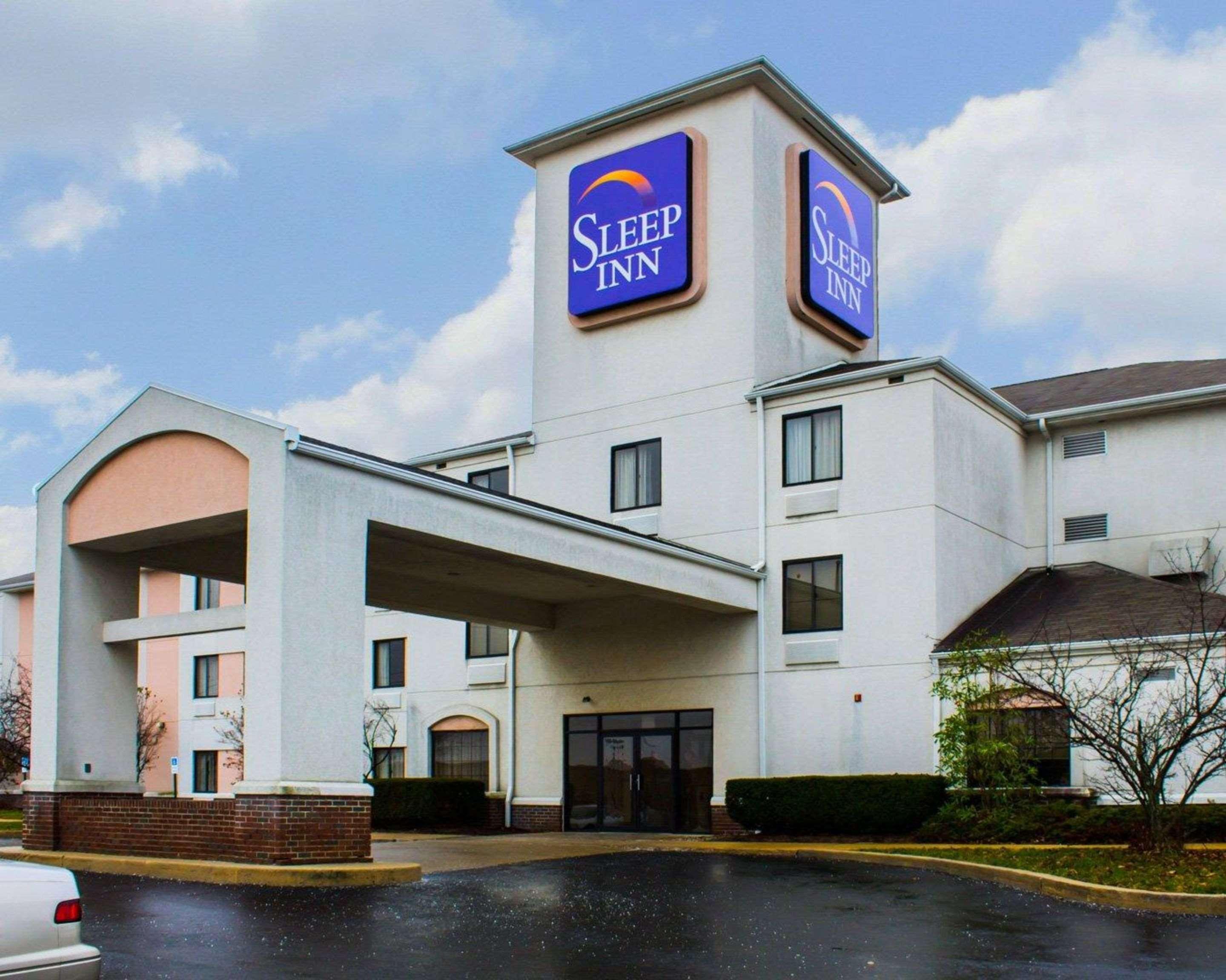 Sleep Inn Geistown Bagian luar foto