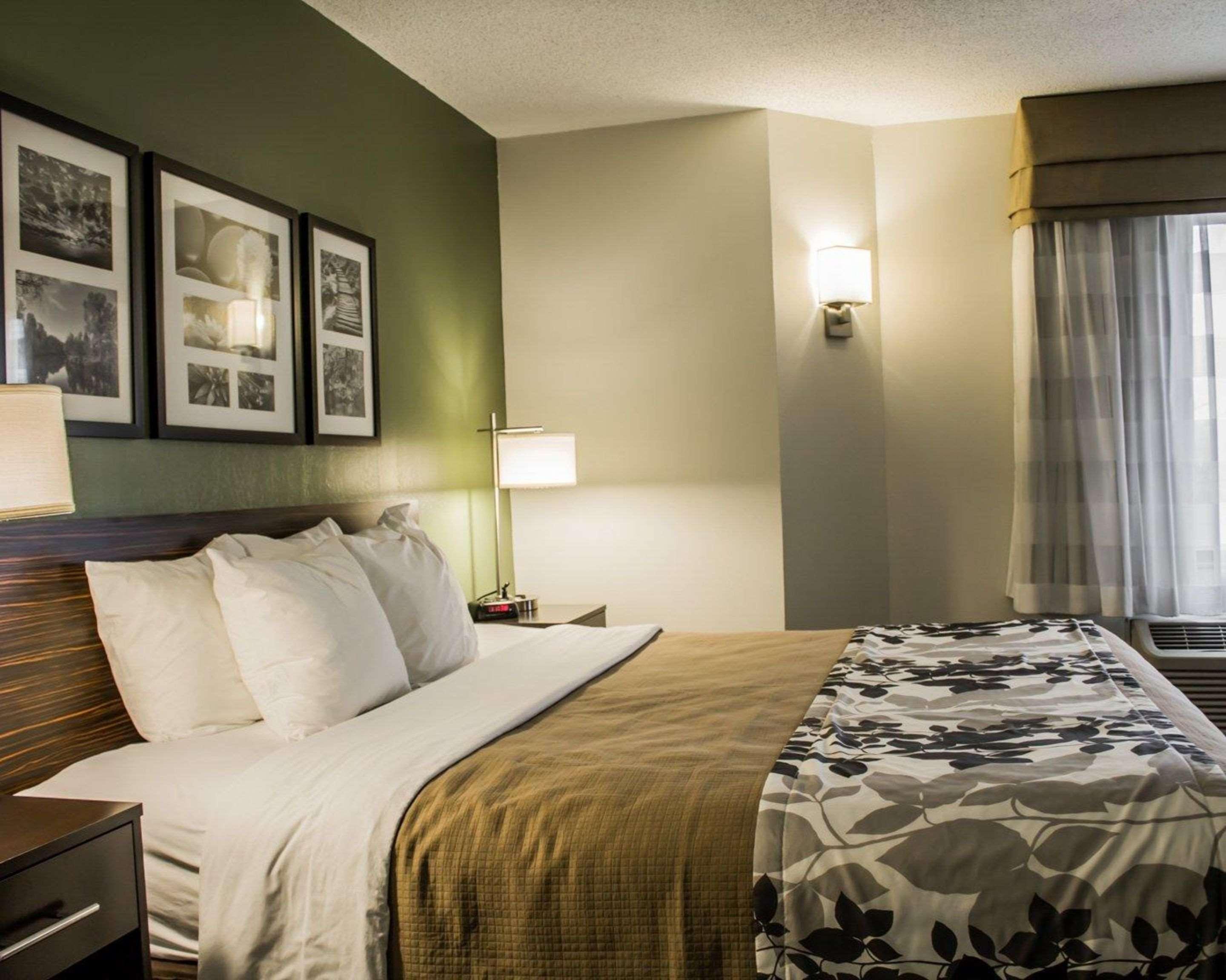Sleep Inn Geistown Bagian luar foto