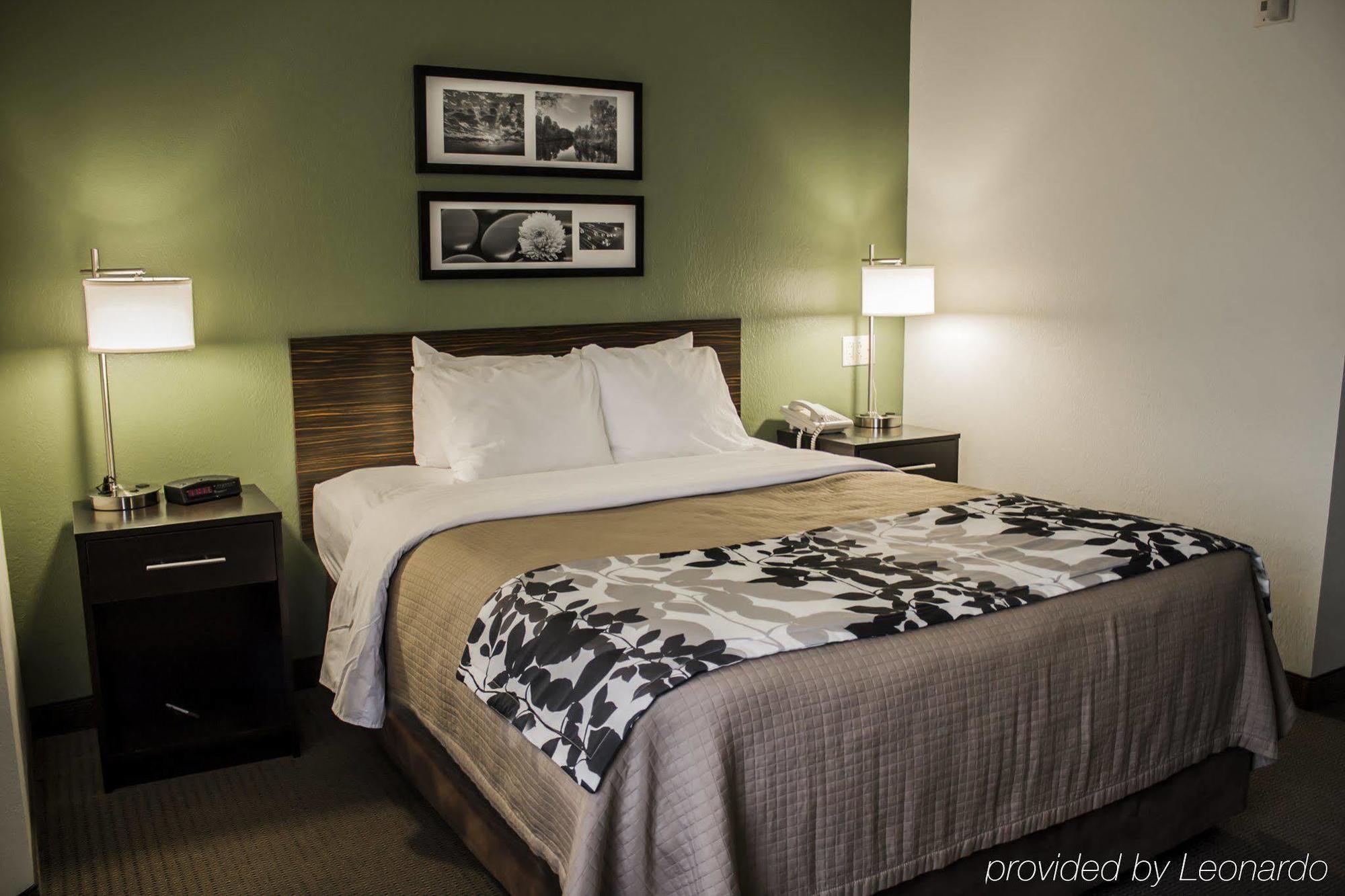 Sleep Inn Geistown Bagian luar foto